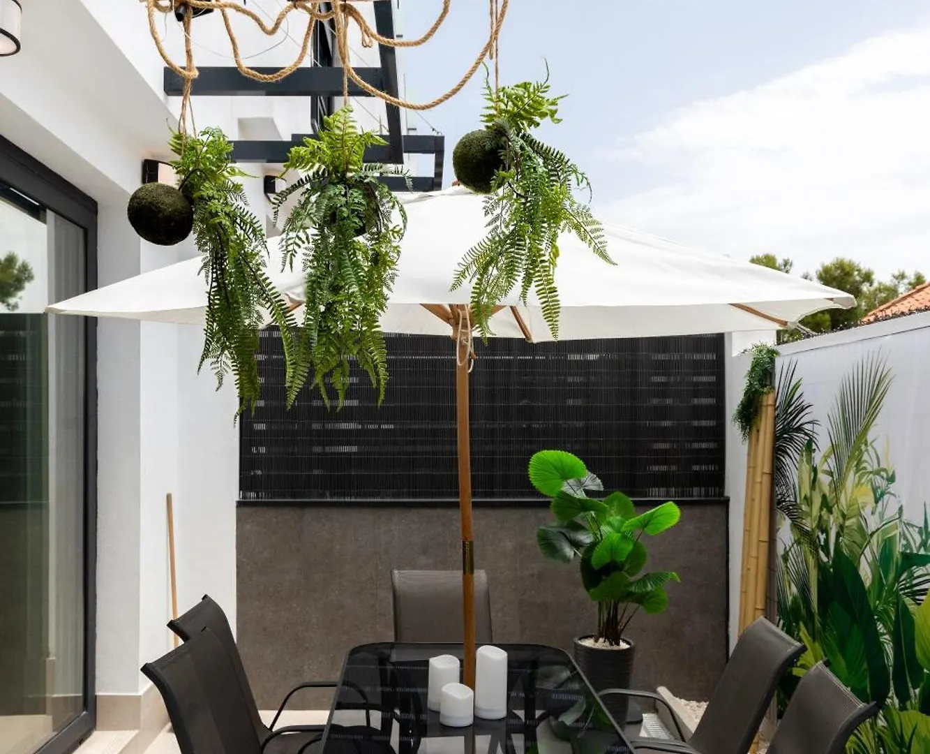 Luxury Townhouse With Rooftop Infinity Pool And Ocean Views Torremolinos 0*,  Spain